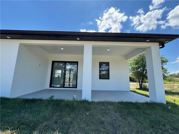 Lehigh Acres, 1173 E Ebers St, Lehigh Acres, Florida 33974, image 1