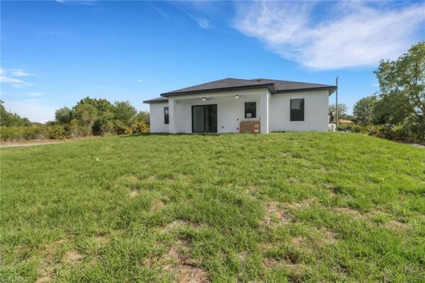 Lehigh Acres, 2600 W 63rd St, Lehigh Acres, Florida 33971, image 1