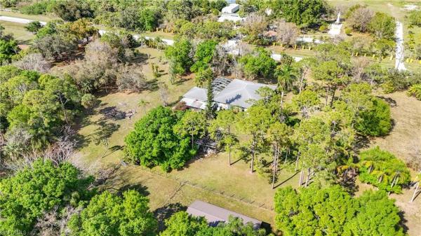 North Fort Myers No HOA, 7820 Rich Rd, North Fort Myers, Florida 33917, image 2