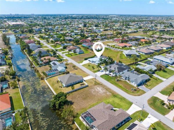 Cape Coral Residential, 2138 8th Ct, Cape Coral, Florida 33991, image 2