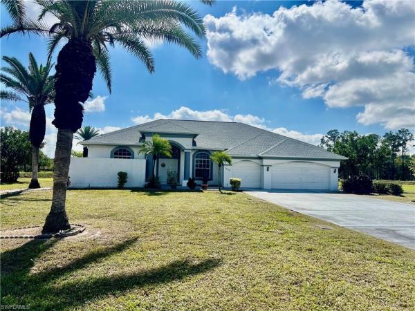 Country Club Estates, 1468 Archer St, Lehigh Acres, Florida 33936, image 2
