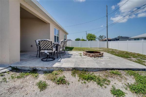 Cape Coral Residential, 607 13th St, Cape Coral, Florida 33993, image 3