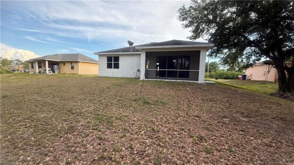 Lehigh Acres, 3102 W 3rd St, Lehigh Acres, Florida 33971, image 1