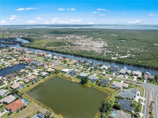 Sands Lake, 2707 W El Dorado Pkwy, Cape Coral, Florida 33914, image 3