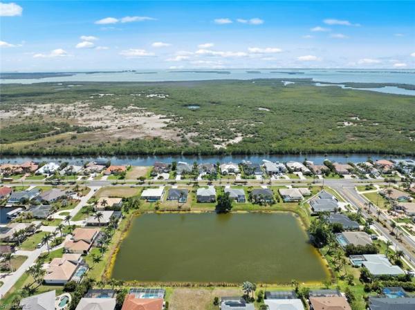 Sands Lake, 2707 W El Dorado Pkwy, Cape Coral, Florida 33914, image 2