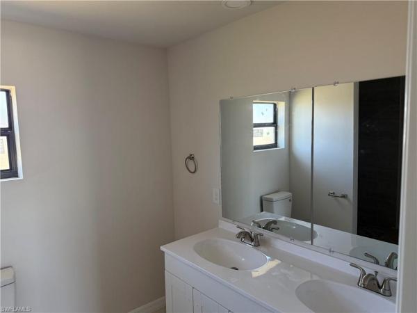 Cape Coral Residential, 627 28th Ter, Cape Coral, Florida 33914, image 2