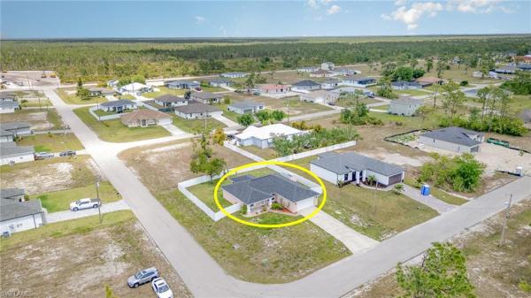 Cape Coral Residential, 1929 30th Ter, Cape Coral, Florida 33993, image 2