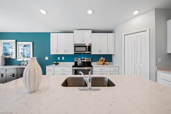 3924 17th Ave, Cape Coral, Florida 33909, image 1