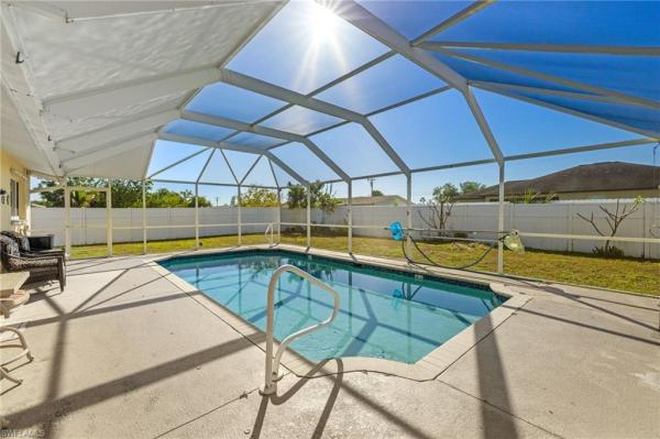 Cape Coral Residential, 1024 Pine Island Ln, Cape Coral, Florida 33909, image 2