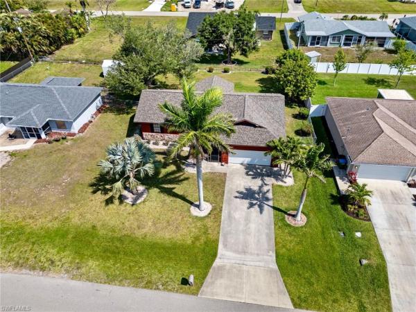 Cape Coral Residential, 1221 13th Ter, Cape Coral, Florida 33991, image 2