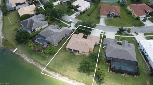 Waterways Of Naples, 3283 Potomac Ct, Naples, Florida 34120, image 2