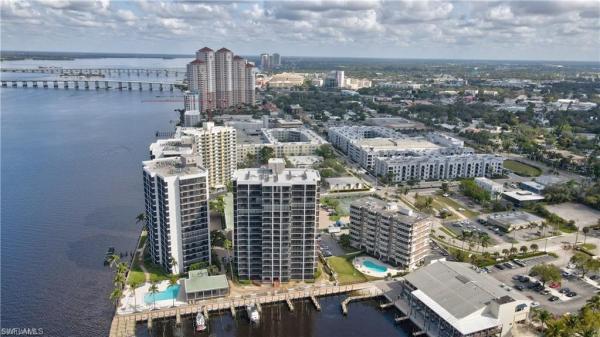 Pointe Royale, 1900 Virginia Ave #1301, Fort Myers, Florida 33901, image 1