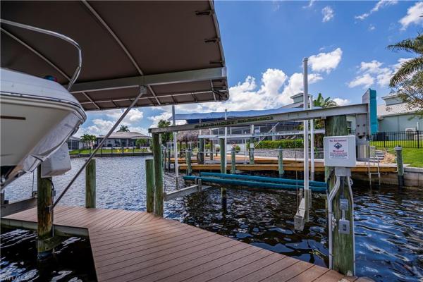 Cape Coral Residential, 1928 Palaco Grande Pkwy, Cape Coral, Florida 33904, image 2