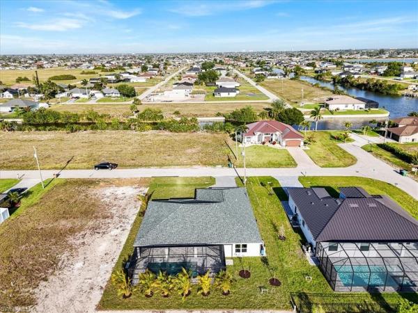 Cape Coral Residential, 904 12th Pl, Cape Coral, Florida 33993, image 3
