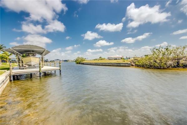 Cape Coral Residential, 829 33rd Pl, Cape Coral, Florida 33993, image 1