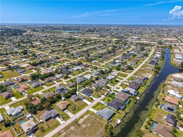 Cape Coral Residential, 810 8th Ct, Cape Coral, Florida 33991, image 1