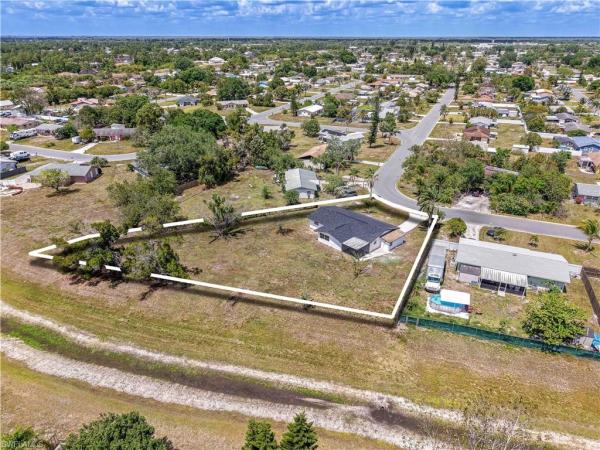 Lehigh Acres, 1400 Alwynne Dr, Lehigh Acres, Florida 33936, image 1