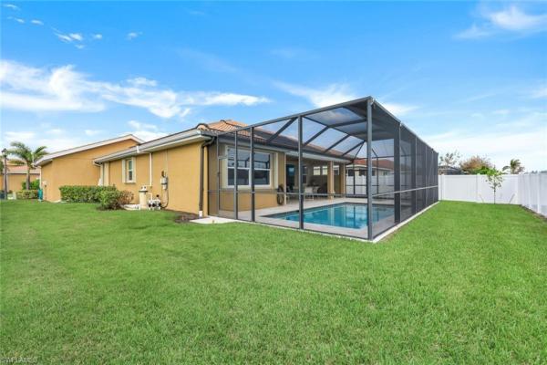 2971 Sunset Pointe Cir, Cape Coral, Florida 33914, image 3