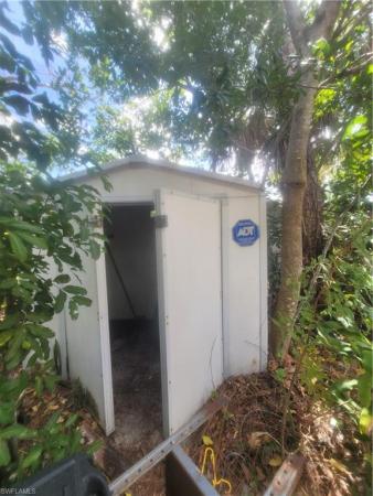 Bowling Green, 4839 Hampton Ct, Fort Myers, Florida 33907, image 1