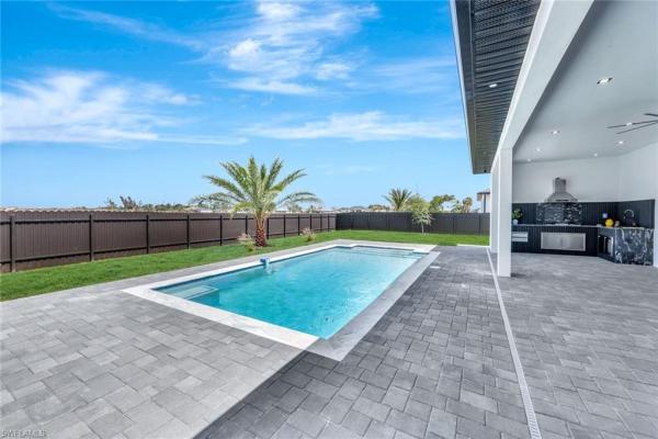 Cape Coral Residential, 1041 W Embers Pkwy, Cape Coral, Florida 33993, image 3