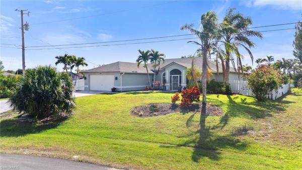 Cape Coral Residential, 2014 25th Pl, Cape Coral, Florida 33993, image 1