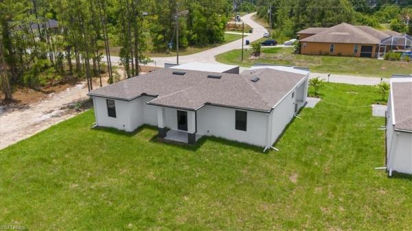 Lehigh Acres, 727 E Colyer St, Lehigh Acres, Florida 33974, image 2