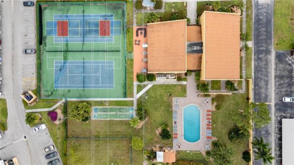 Whiskey Creek 2, 6110 Whiskey Creek Dr #204, Fort Myers, Florida 33919, image 2