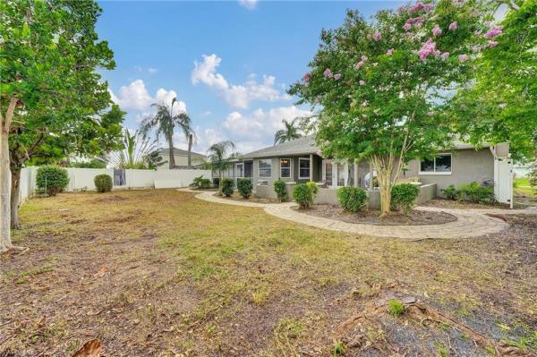 Cape Coral Residential, 1441 19th Ter, Cape Coral, Florida 33990, image 2