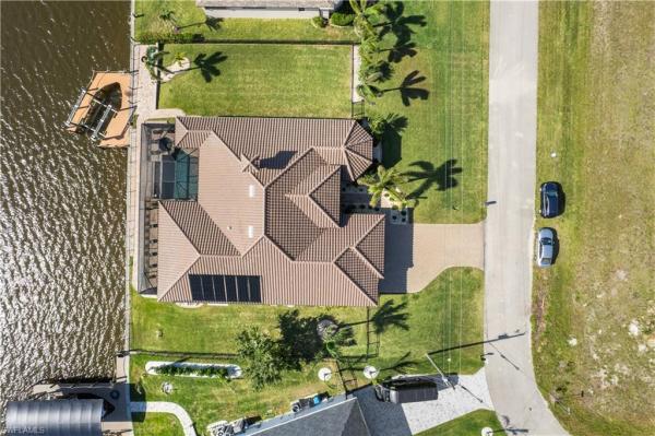 Cape Coral Residential, 3926 42nd Pl, Cape Coral, Florida 33993, image 2