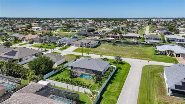 Cape Coral Residential, 2118 28th Ter, Cape Coral, Florida 33914, image 1