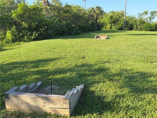Yacht Club Colony, 2256 Club House Rd, North Fort Myers, Florida 33917, image 1
