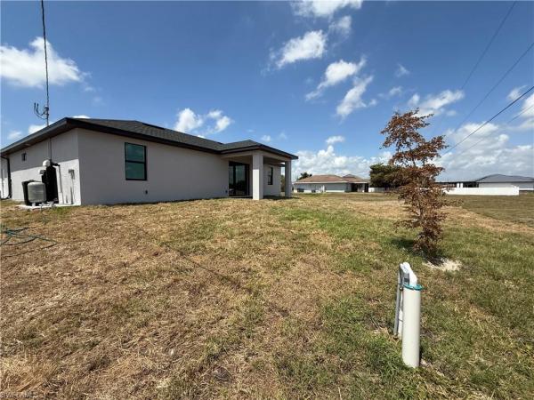 Cape Coral, 2023 9th Pl, Cape Coral, Florida 33909, image 1