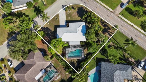 Tanglewood, 1515 Manchester Blvd, Fort Myers, Florida 33919, image 1