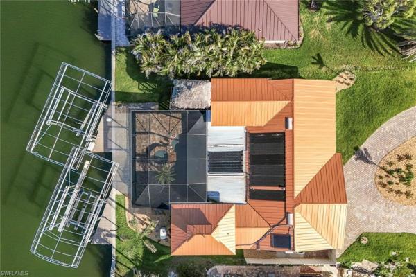 Fairview Isles, 22 Palmview Blvd, Fort Myers Beach, Florida 33931, image 1