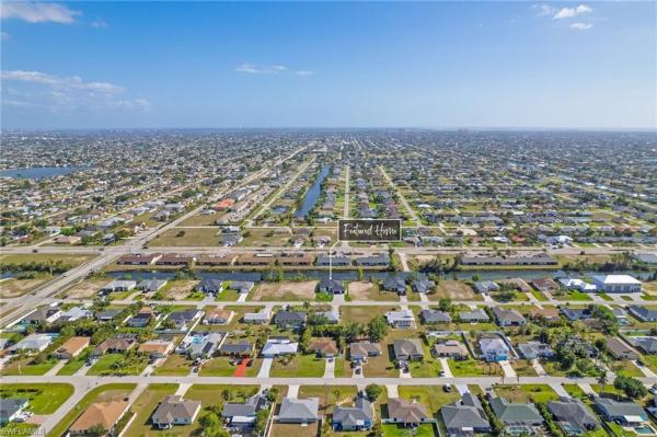 Cape Coral Residential, 834 31st Ter, Cape Coral, Florida 33914, image 2