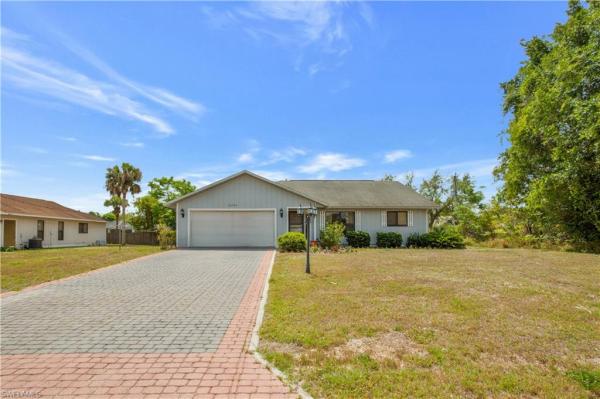 Bonita Springs Residential, 10890 Orangewood Dr, Bonita Springs, Florida 34135, image 1