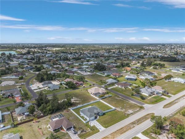 Cape Coral Residential, 1724 W Embers Pkwy, Cape Coral, Florida 33993, image 3