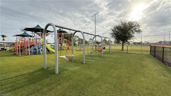 Cape Coral Residential, 1744 10th Ln, Cape Coral, Florida 33993, image 3