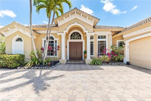 Kensington Gardens, 2952 Gardens Blvd, Naples, Florida 34105, image 2
