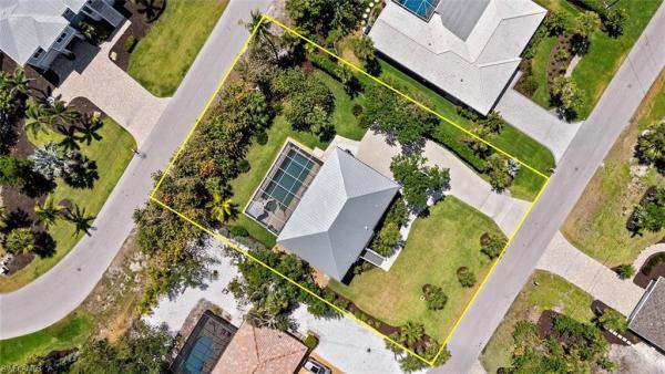 Murex Lakes, 458 Lake Murex Cir, Sanibel, Florida 33957, image 2