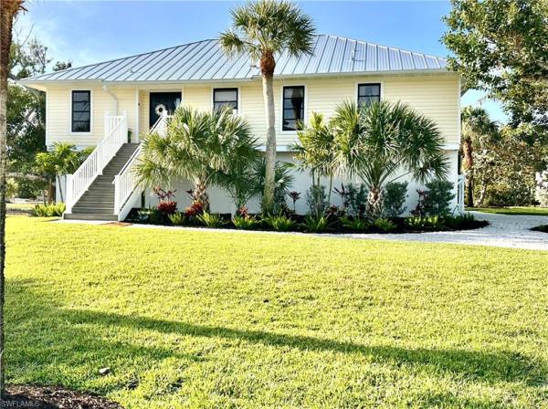 Murex Lakes, 458 Lake Murex Cir, Sanibel, Florida 33957, image 1