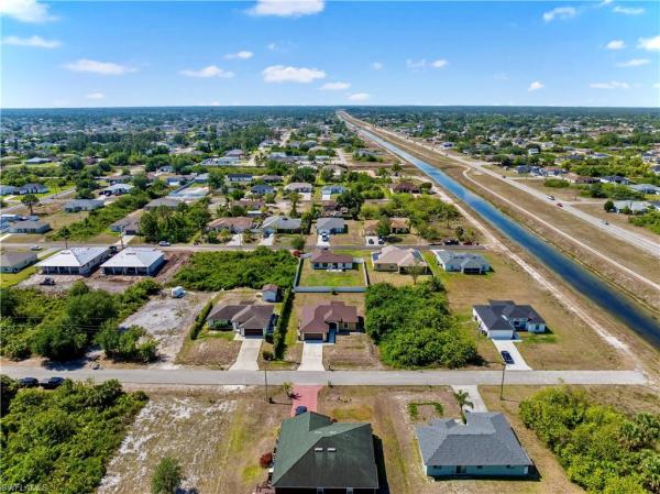 Lehigh Acres Residential, 3015 SW 12th St, Lehigh Acres, Florida 33976, image 1