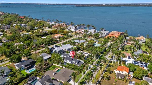Riverside, 1230 Caloosa Dr, Fort Myers, Florida 33901, image 2