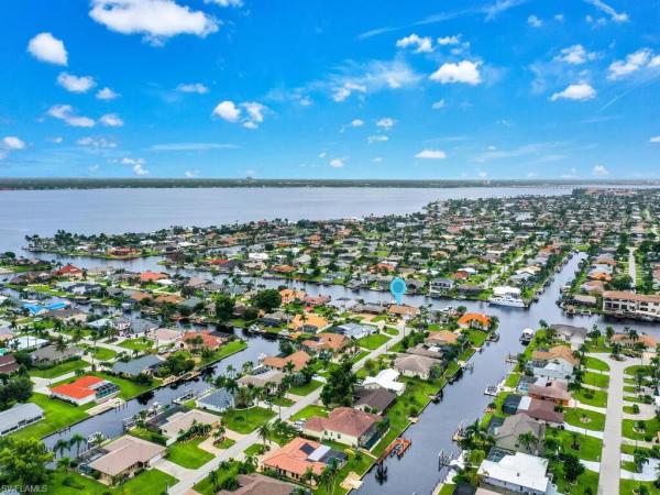 Cape Coral Residential, 2010 28th St, Cape Coral, Florida 33904, image 3