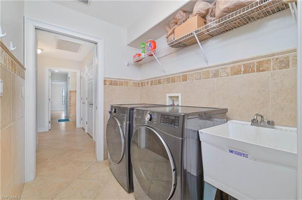 Cape Coral Residential, 2614 Santa Barbara Pl, Cape Coral, Florida 33914, image 3
