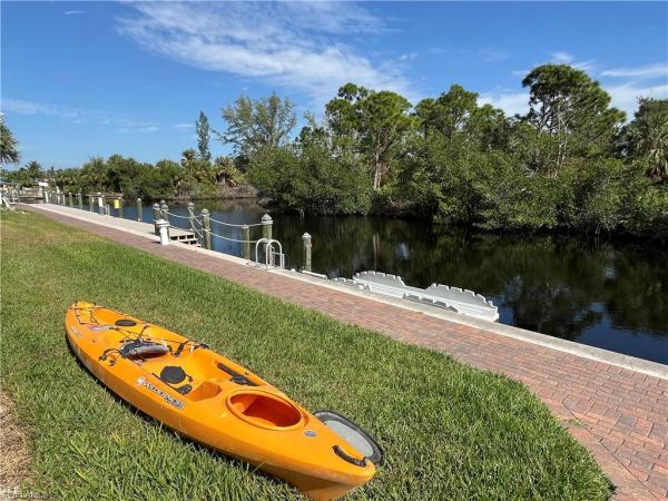 Island Cove Of Cape Coral, 1783 Four Mile Cove Pkwy #226, Cape Coral, Florida 33990, image 2