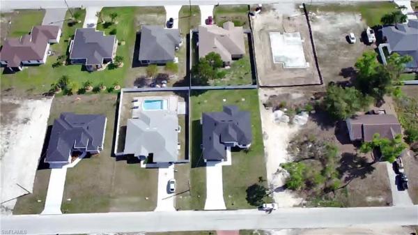 Cape Coral Residential, 1806 20th Ter, Cape Coral, Florida 33993, image 1
