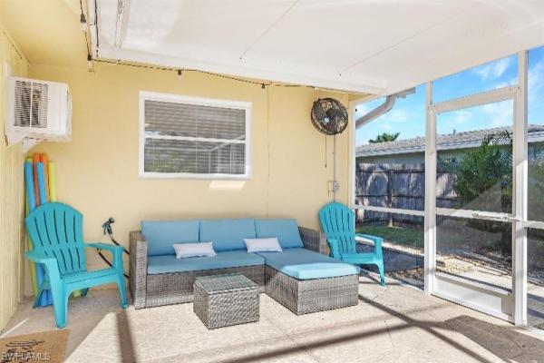 Tanglewood, 5047 Northampton Dr, Fort Myers, Florida 33919, image 1