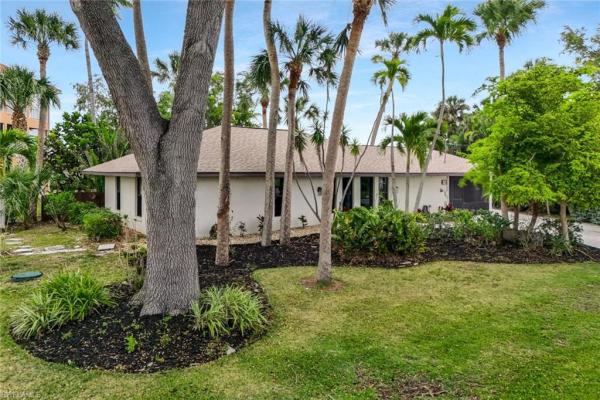 Island Park Woodlands, 6204 Island Park Ct, Fort Myers, Florida 33908, image 1