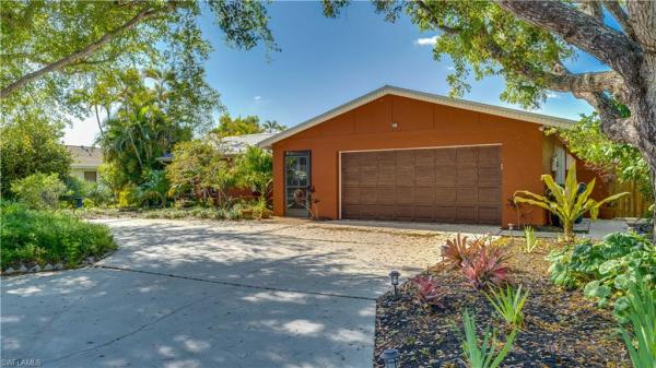Cypress Lake Country Club Estates, 3572 Knollwood Rd, Fort Myers, Florida 33919, image 1